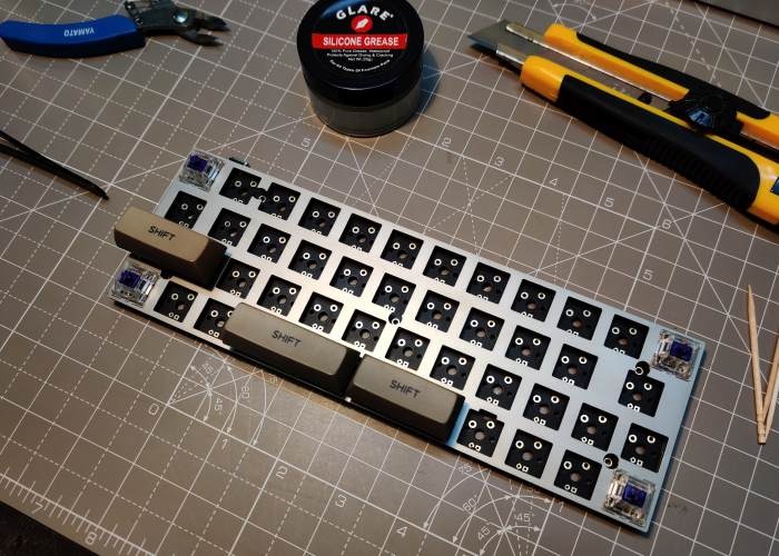Keyboard Stabiliser Modding Hero