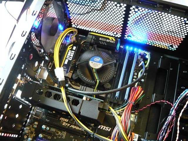 Changing Motherboard In Pc 1