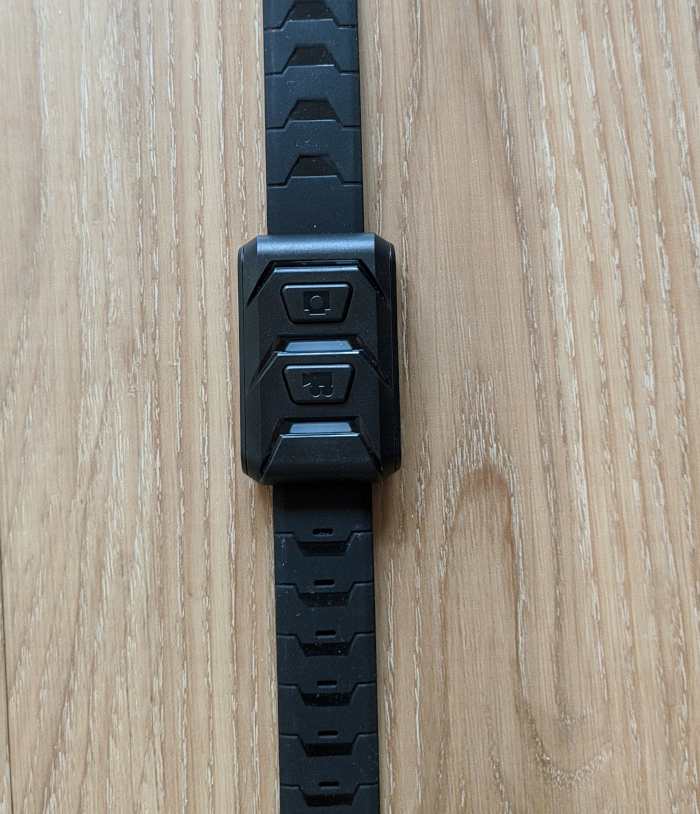 Akaso Brave 7 Wrist Remote 1