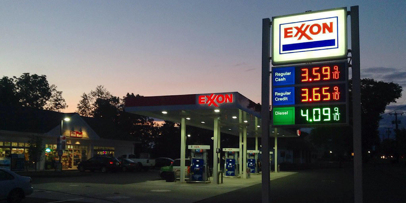 News Waze Gas Station Featured