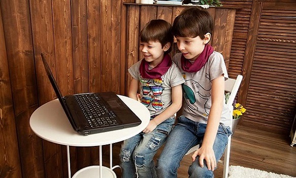 Tips For Using Smart Speakers For Remote Learning Play Games Tips For Using Smart Speakers For Remote Learning Play Games