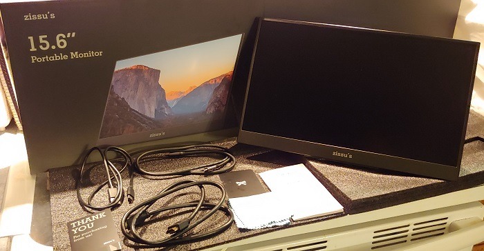 Zissu's 15.6 Inch Portable Monitor Review Box