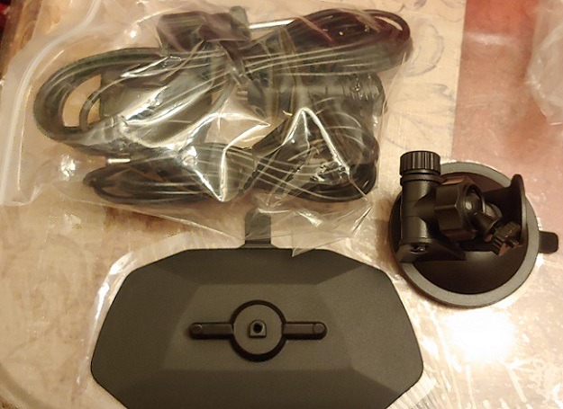 Lanmodo Vast Pro Night Vision Review Cables