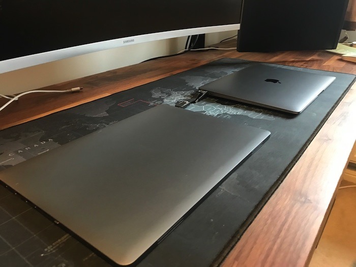 In Saiyan Mode, you'll need to place your Linedock and MacBook side-by-side.