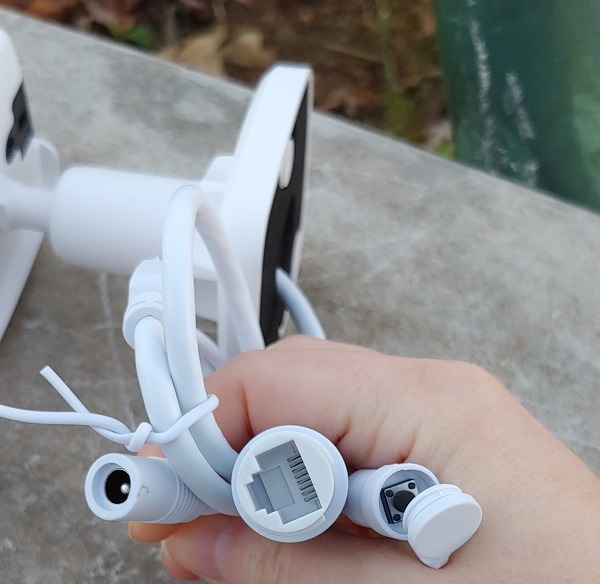Netvue Vigil 2 Outdoor Security Camera Review Cables