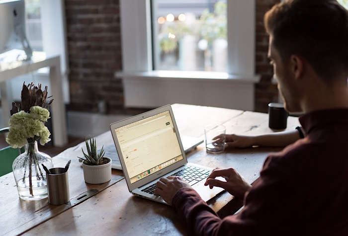 Cyberattacks Increase Man