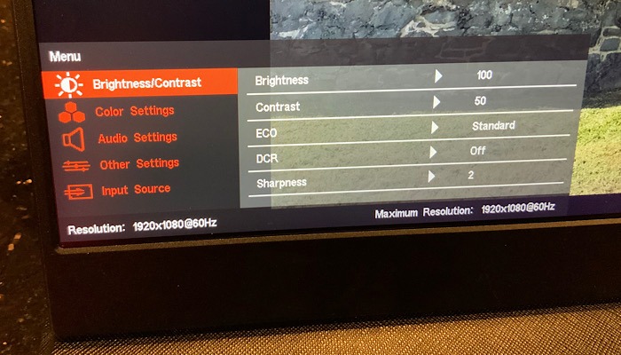 Review Aukai Portable Monitor Settings