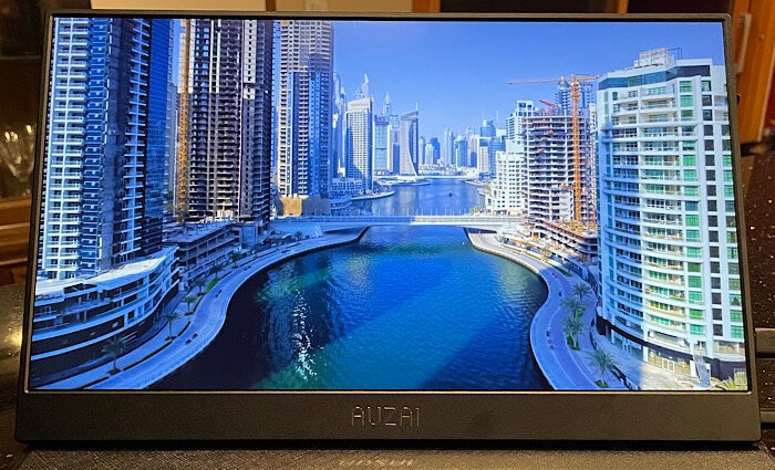 Review Auzai Portable Monitor Display2
