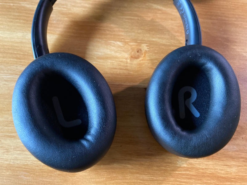 Tronsmart Apollo Q10 Review Ear Pads