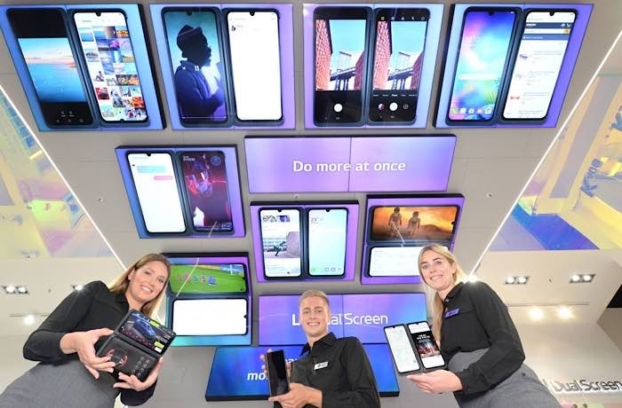 Lg Smartphones End Display