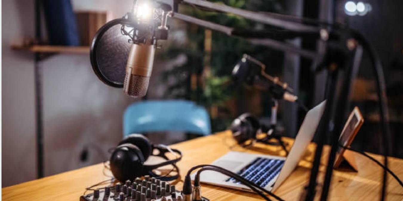 How to Set Up an External Microphone in Windows