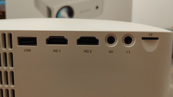 Vankyo Leisure 530w Projector Review Inputs