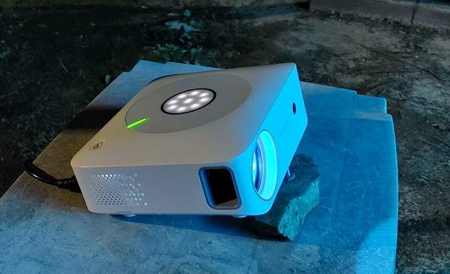 Vankyo Leisure 530w Projector Review Outside