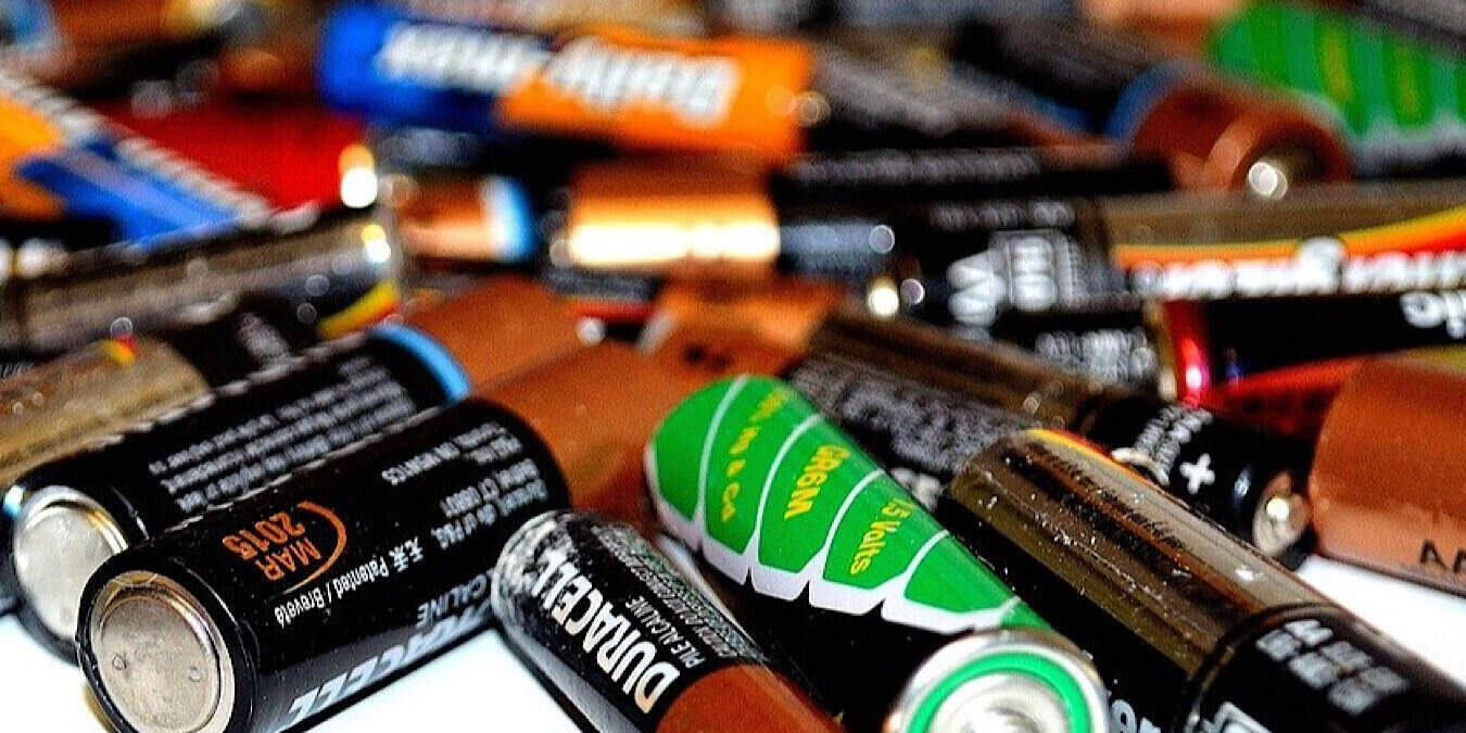 Revolt Charge Batteries Featured