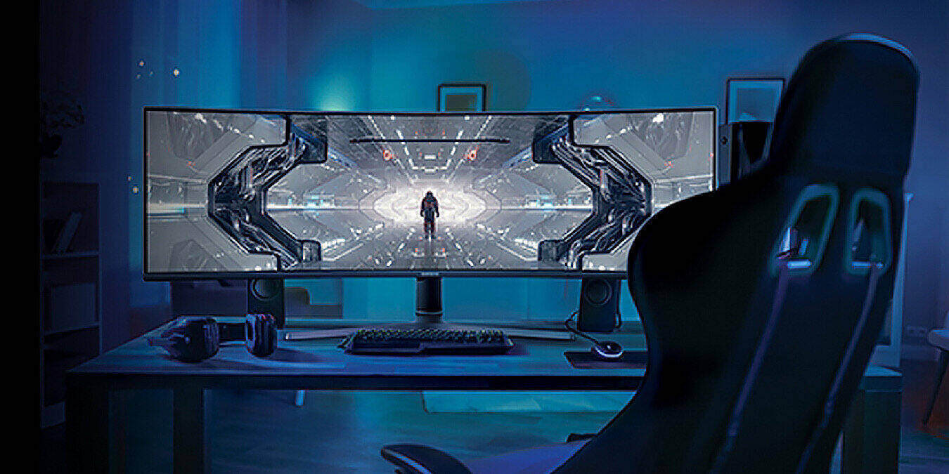 Samsung 49 Curved Gaming Monitor Featured