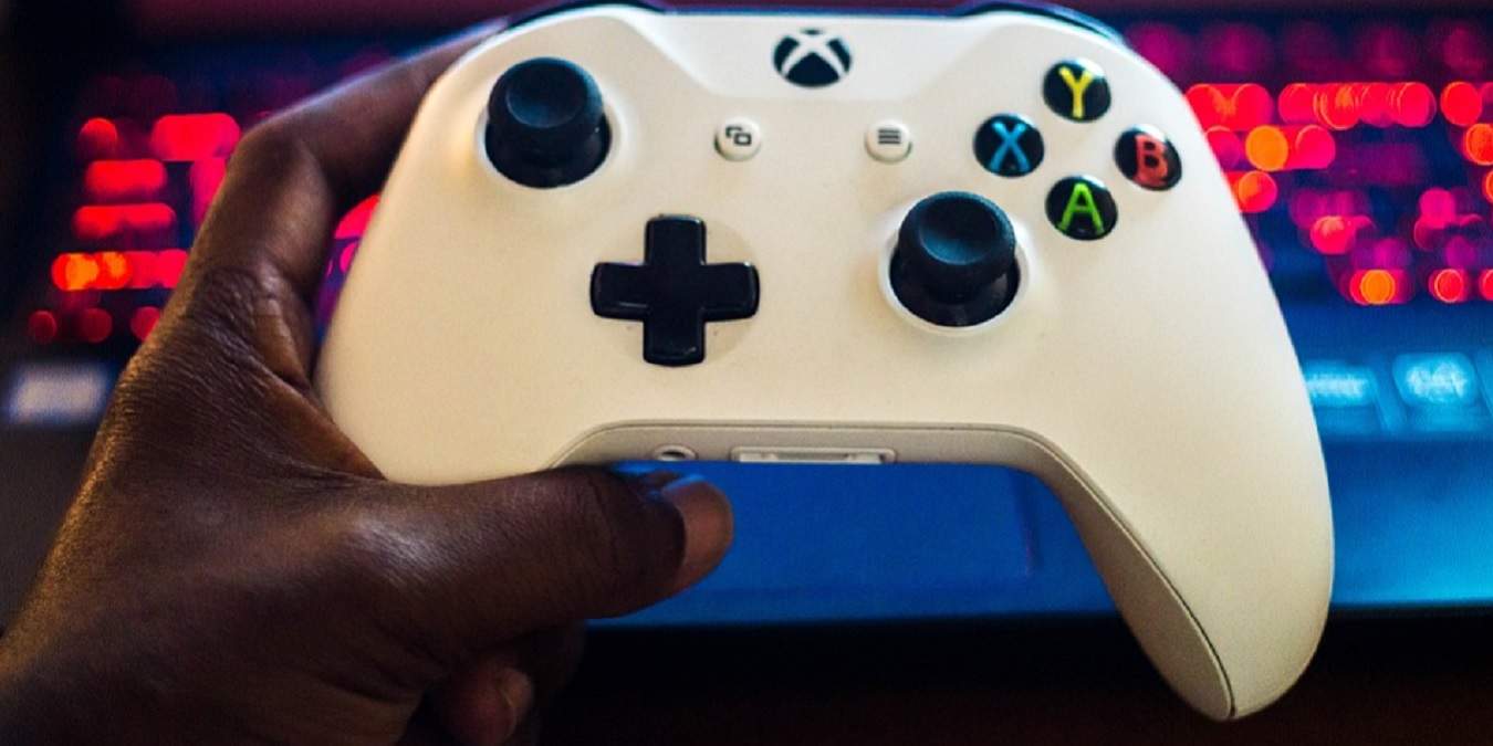 How to Connect a Keyboard and Mouse to Xbox One