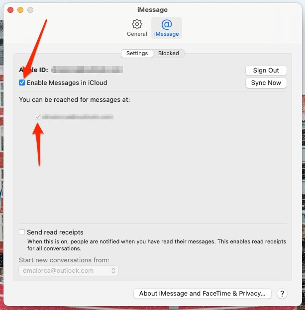 Screenshot showing how to change settings on Mac Messages app