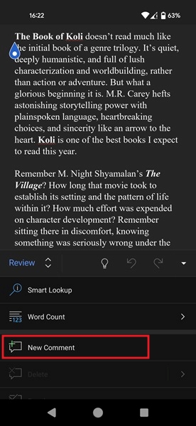 Tapping on "New Comment" option in Word app for Android.