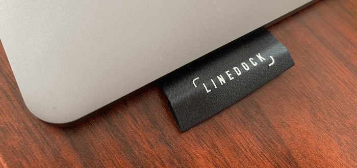 The fabric label on the Linedock.