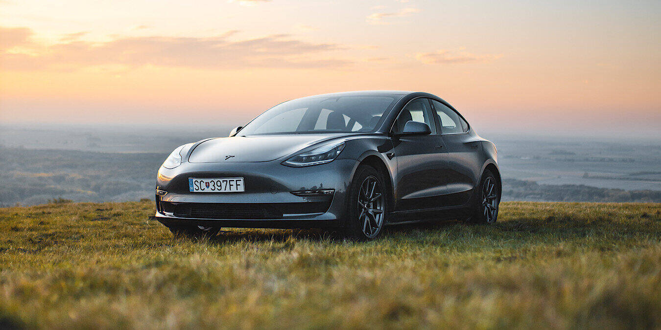 Tesla Pulls Full Self Driving Beta Due to Multiple Issues