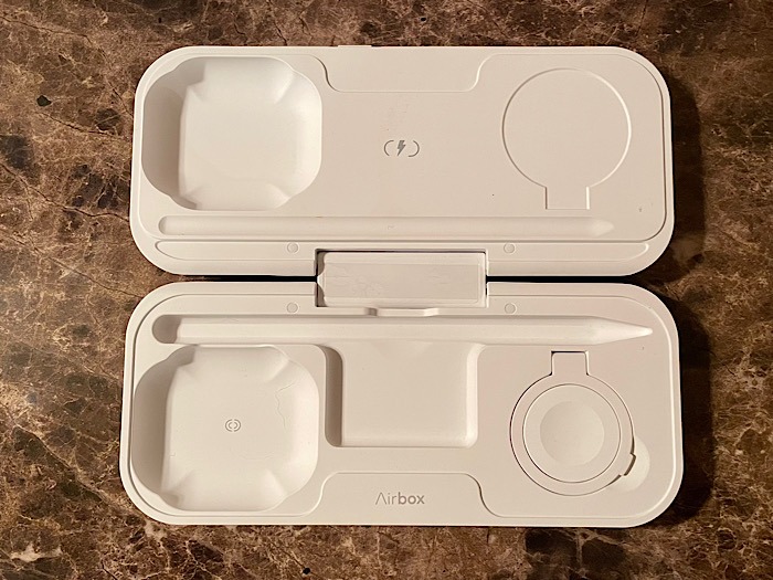 Momax Airbox Power Bank Open Flat