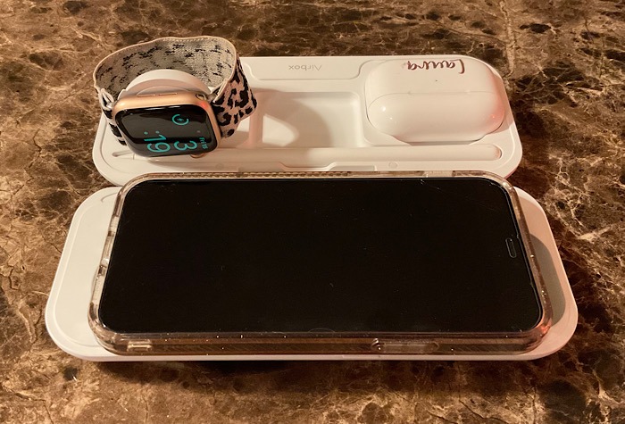 Momax Airbox Power Bank Watch