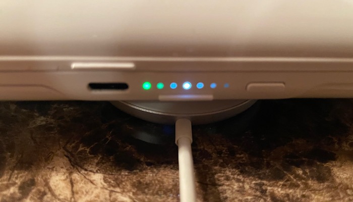 Momax Airbox Power Bank Wireless Charging