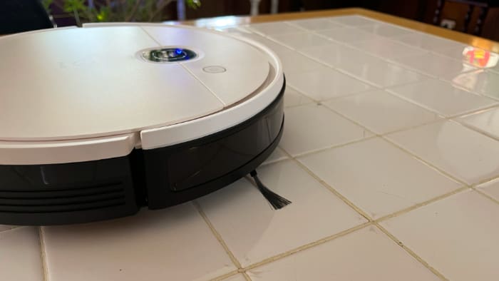 Yeedi Vac Station Review Side Brush