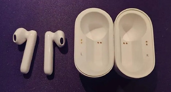 2021 Gift Guide Timekettle M2