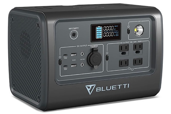 Bluetti Christmas Eb70