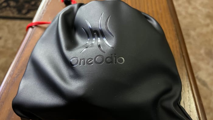 Oneodio A30 Review Carrying Pouch
