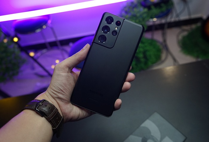 Samsung Galaxy Security Risk Back