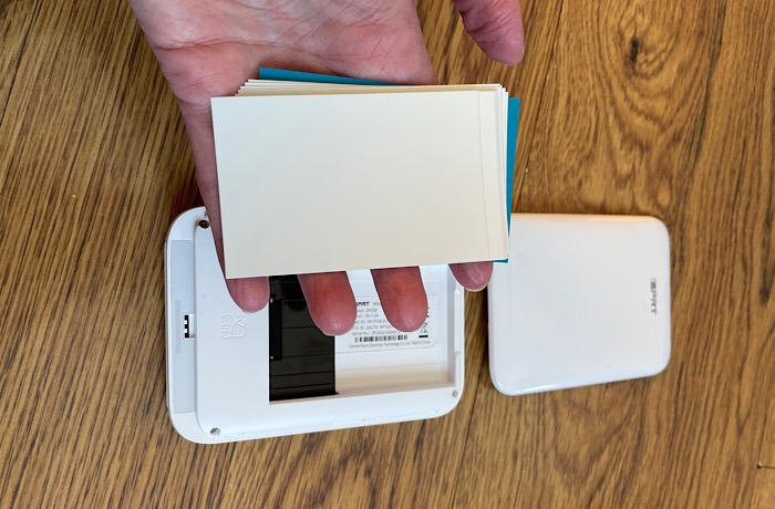 Idprt Mini Photo Printer Loading Paper