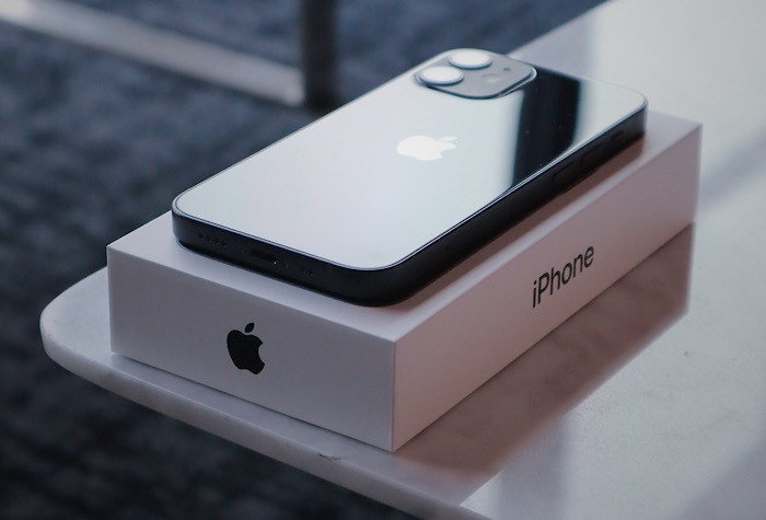 Covid Iphones Foxconn Unboxed