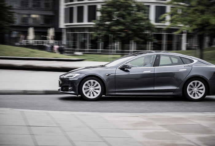 Tesla Responds To Senators Crash