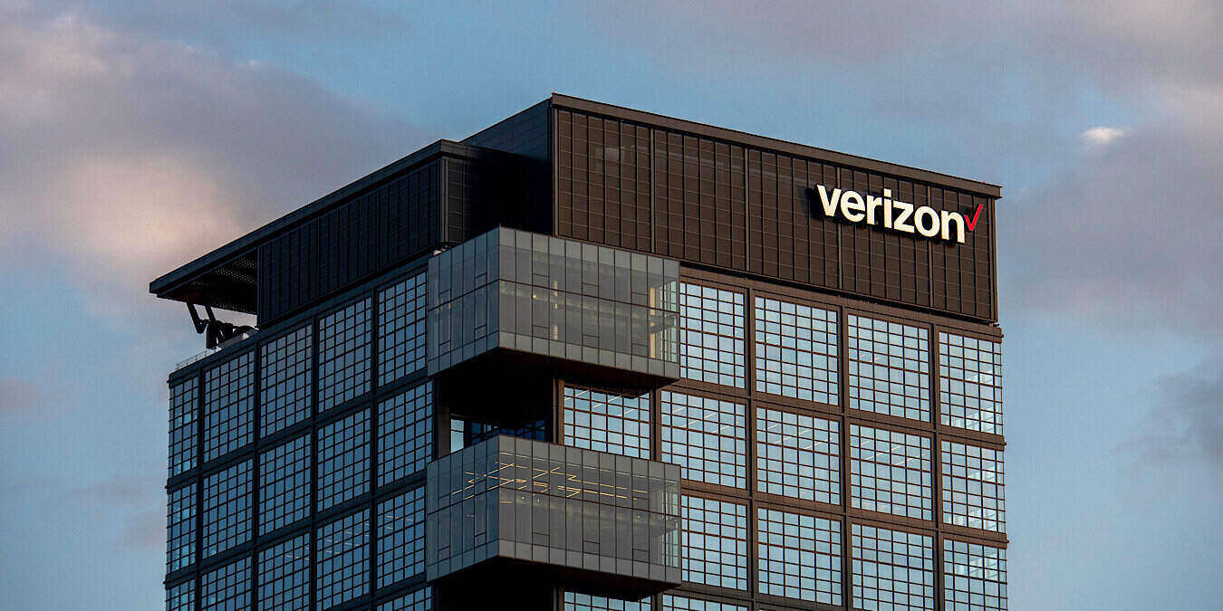 Verizon Customers Getting Spam Texts from Their Own Numbers