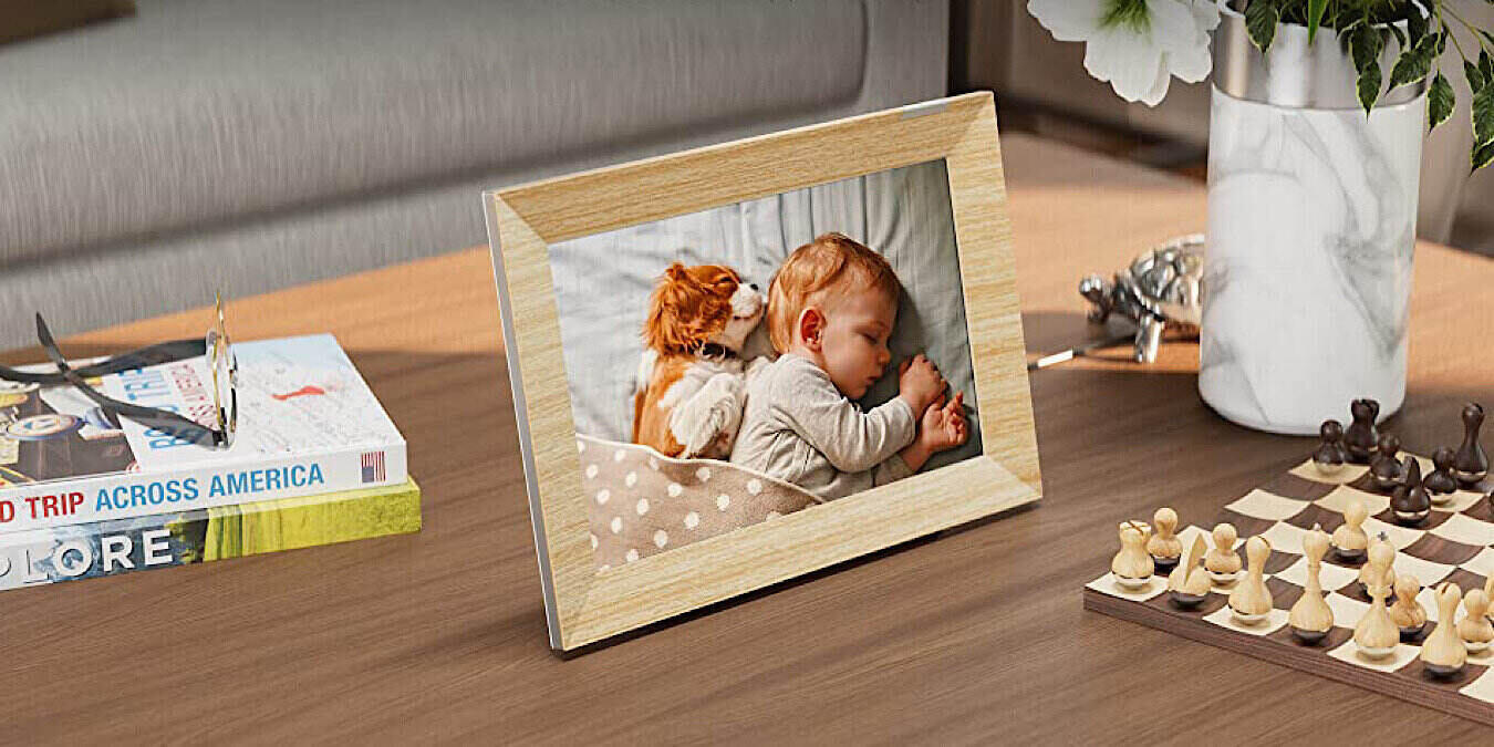 Nixplay Digital Picture Frame Featured