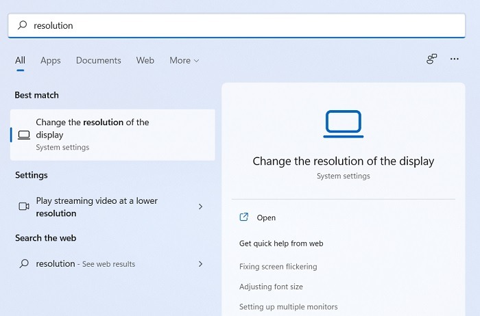 Connect Laptop Screens Change The Resolutions Of The Display