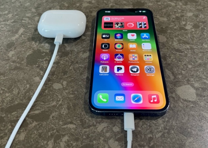 Airpods Iphone Charging