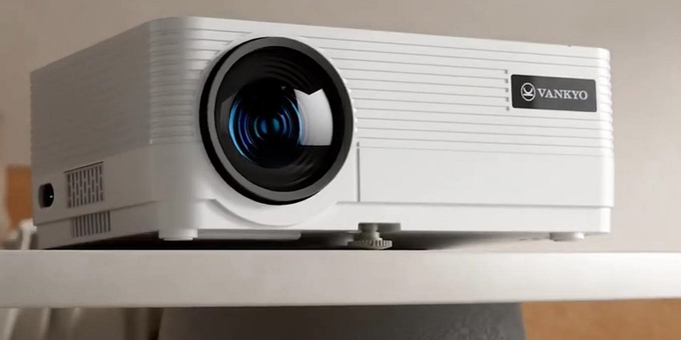 Vankyo Leisure 470 Pro Phone Projector Review Featured