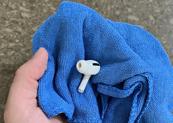 Airpods Microfiber Wipe