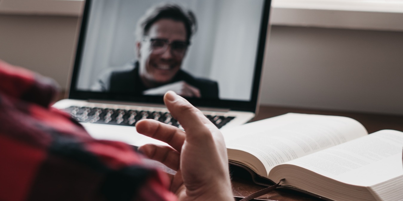 Live Caption Mte Hero