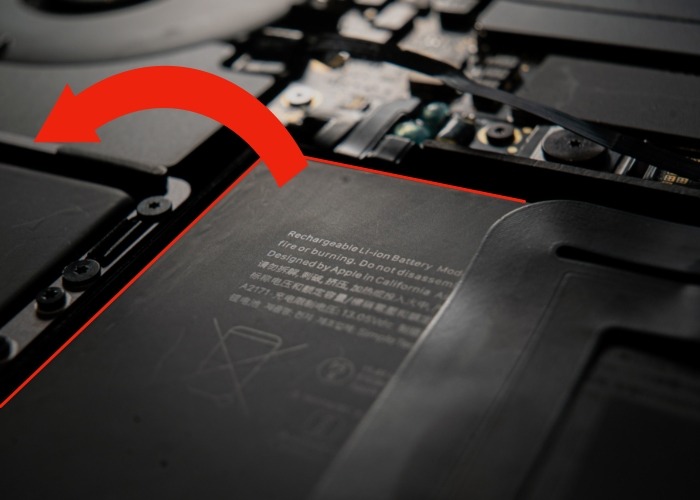 Macbook Battery Remove