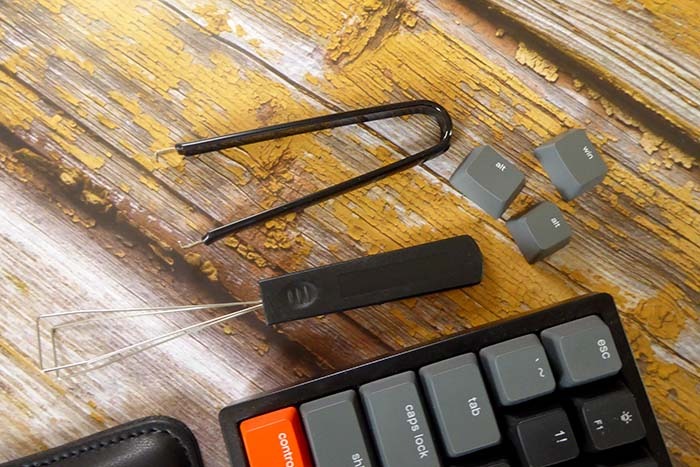 Vissles V84 Keys And Tools