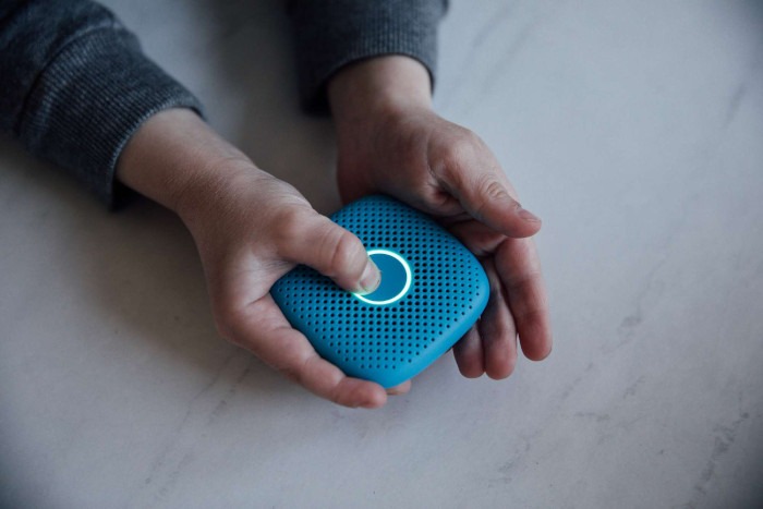 Kids Cell Phone Relay Child Using