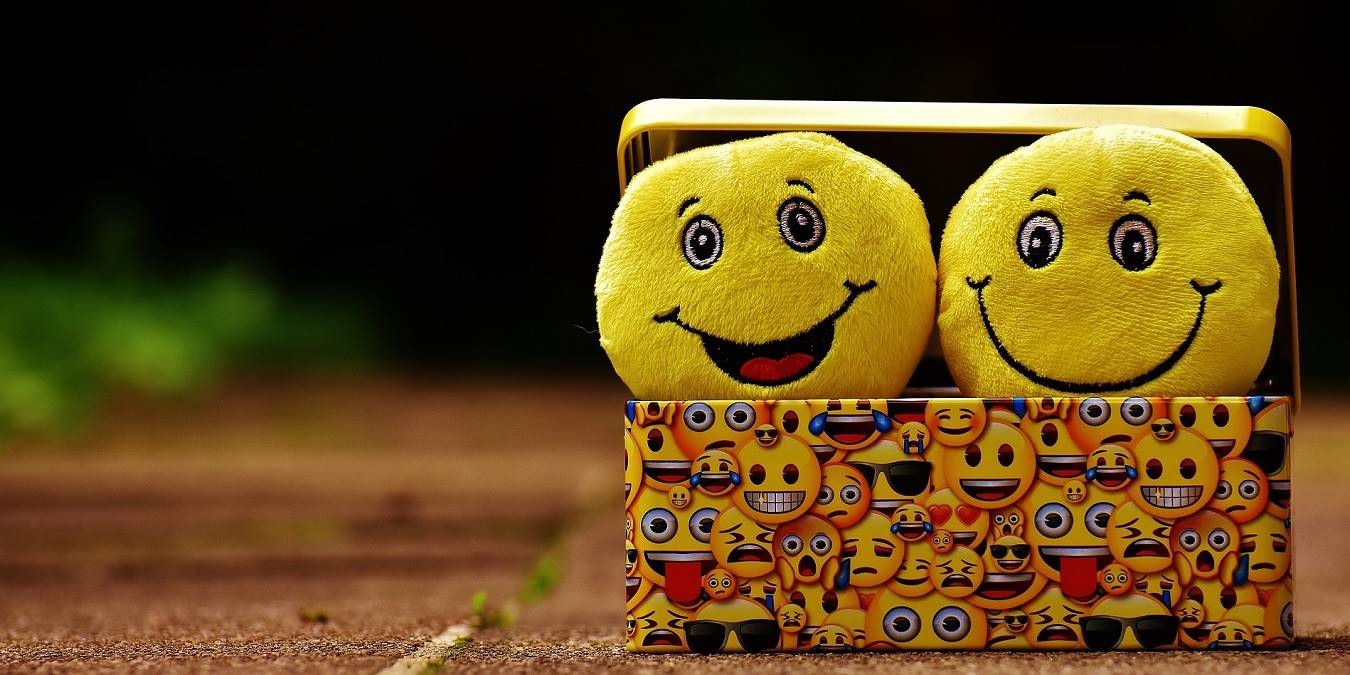 Featured Img Add Emojis In Outlook Windows