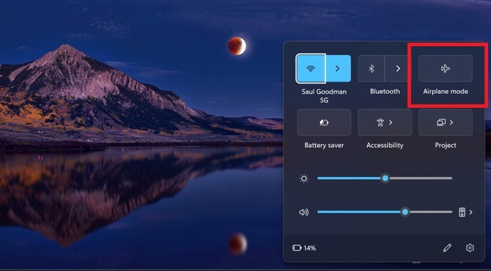 WiFi-Network-Not-Showing-Up-Airplane-Mode
