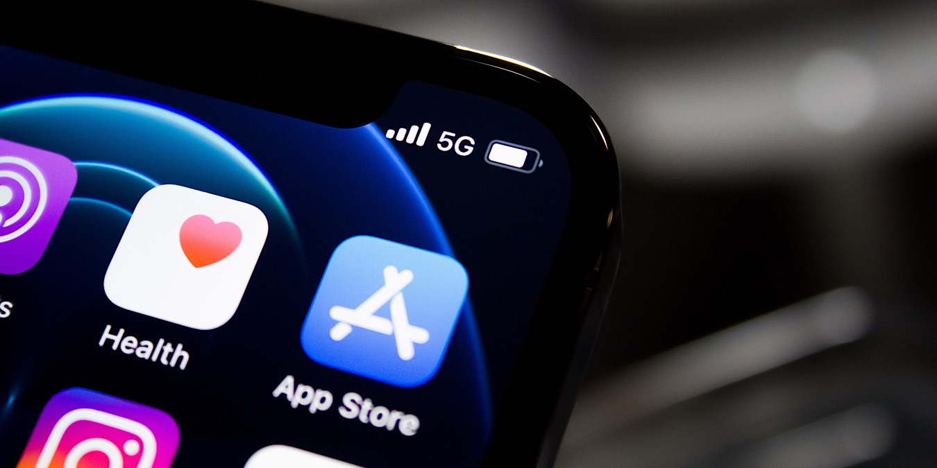 Apple Ready to Allow iPhones to Use 3rd-Party App Stores