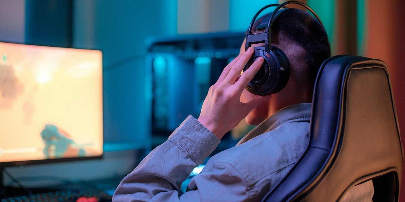 Top Cross Platform Headphones Featured