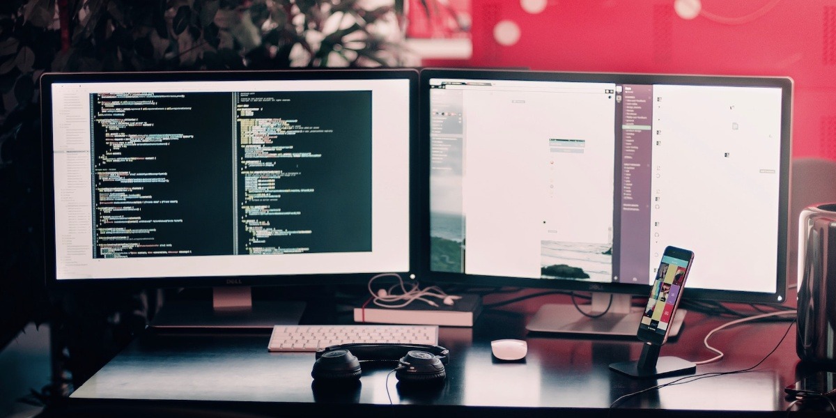 Curved Vs Flat Monitor Multi Monitor Setup